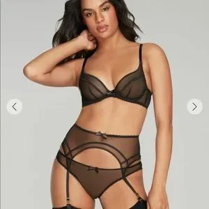 Agent Provocateur Cruz suspender 2 New Agent Provocateur Sapphire Cruz 3 pc Set 32C Bra + AP2 S  main image 3